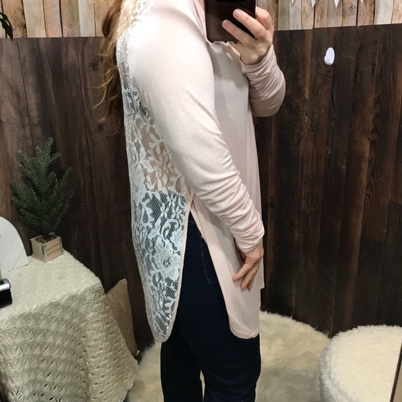 Cloth by RDI laced back top, pure blush - Picture 3 of 9